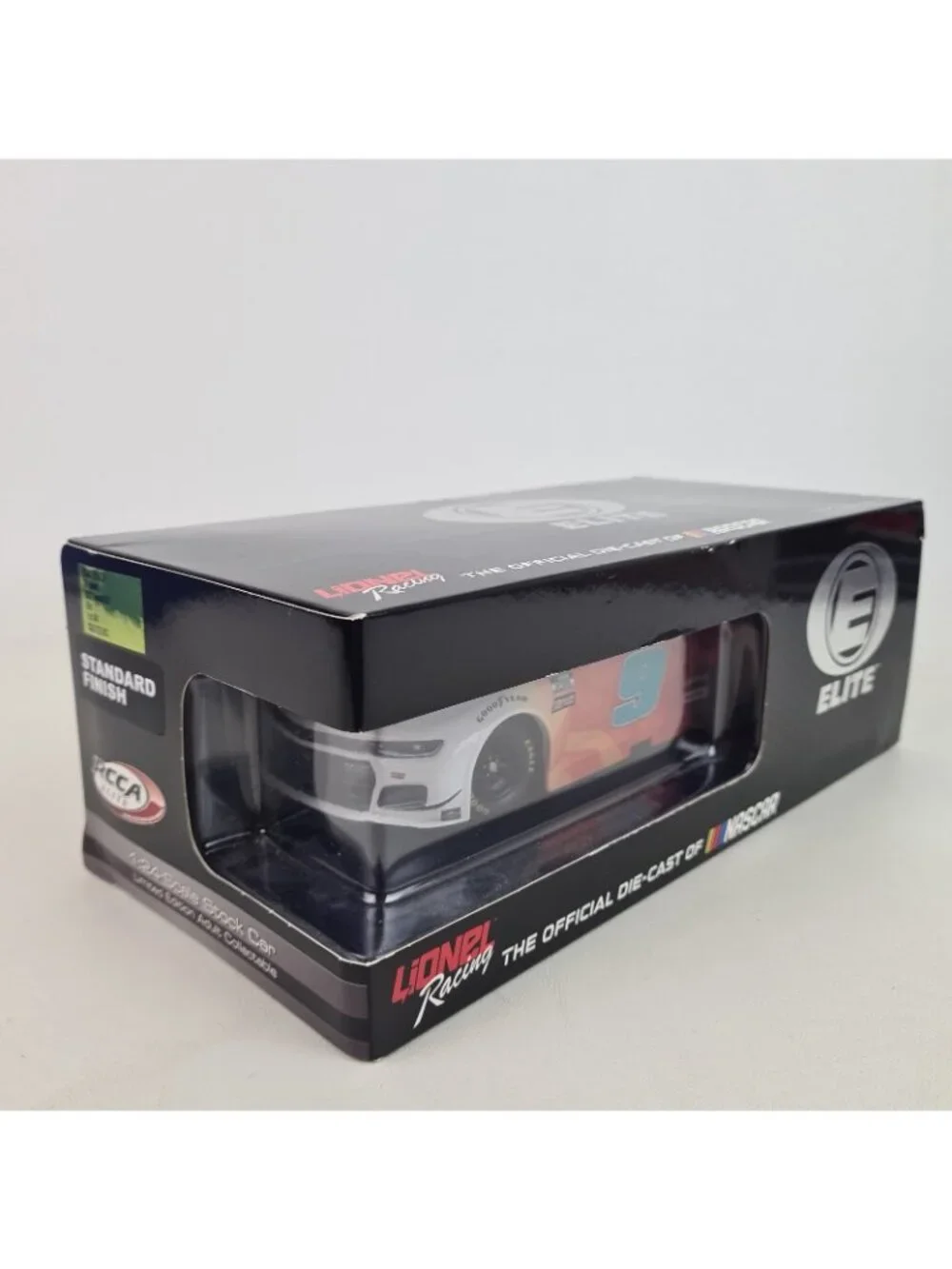 Lionel Racing 1:24 Diecast Elite 2021 Camaro ZL1 Llumar #9 Chase Elliott E15